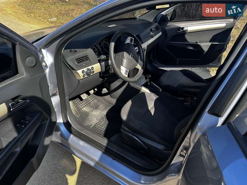 Универсал Opel Astra 2008 в Одессе