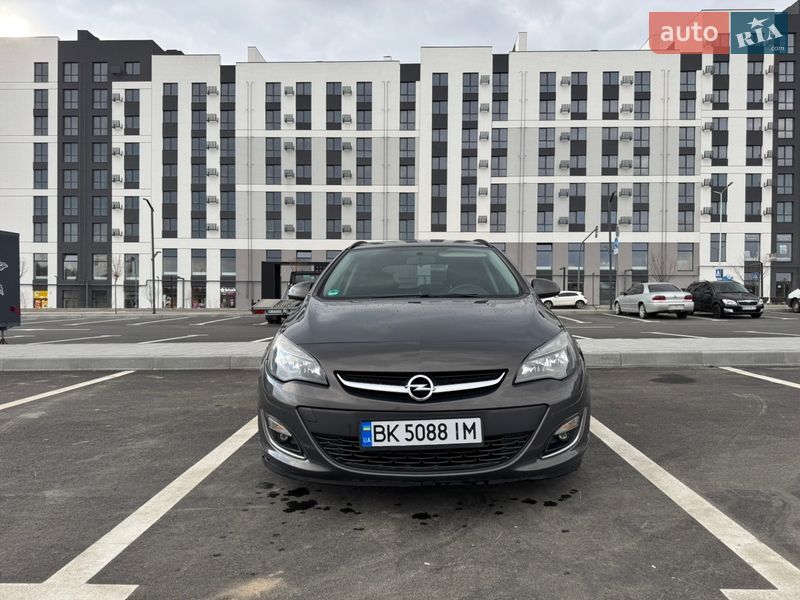 Opel Astra 2013