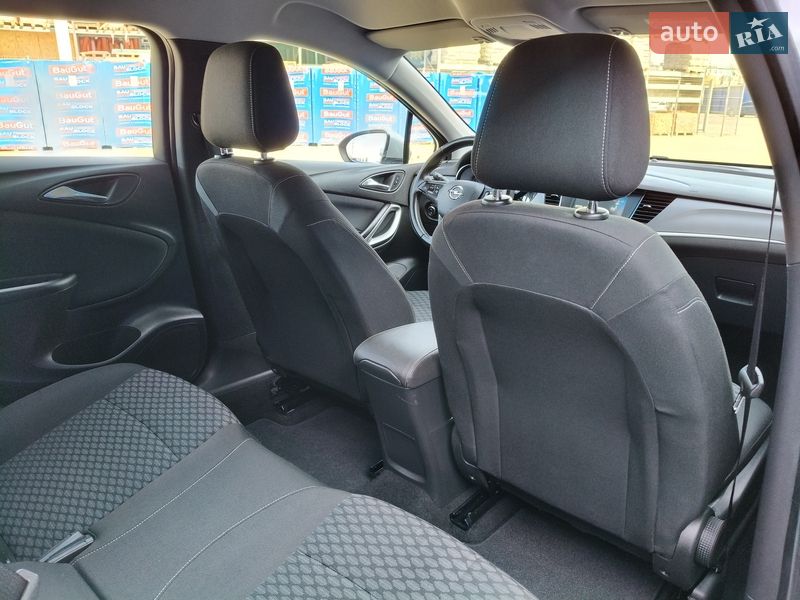 Универсал Opel Astra 2018 в Калуше