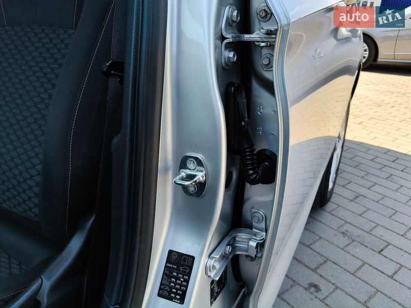 Универсал Opel Astra 2018 в Калуше