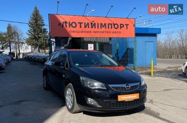 Универсал Opel Astra 2011 в Сумах