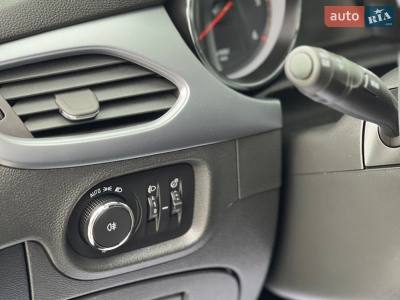 Универсал Opel Astra 2019 в Виннице фото 29 Универсал Opel Astra 2019 в Виннице