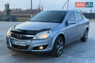 Седан Opel Astra 2007 в Новому Бузі