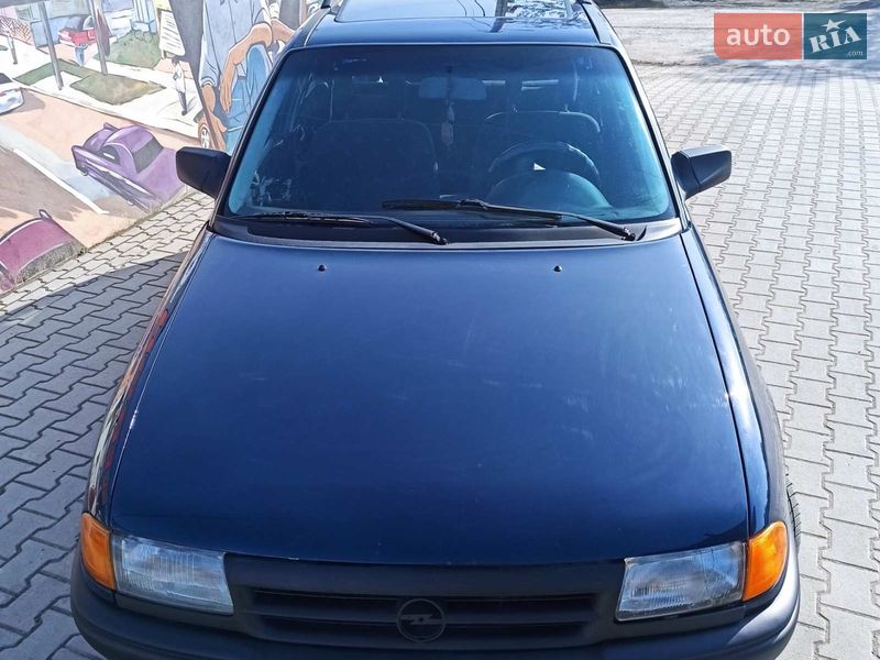 Универсал Opel Astra 1993 в Ужгороде фото 2 Универсал Opel Astra 1993 в Ужгороде