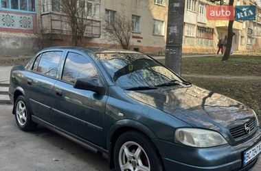 Седан Opel Astra 2005 в Хмельницком