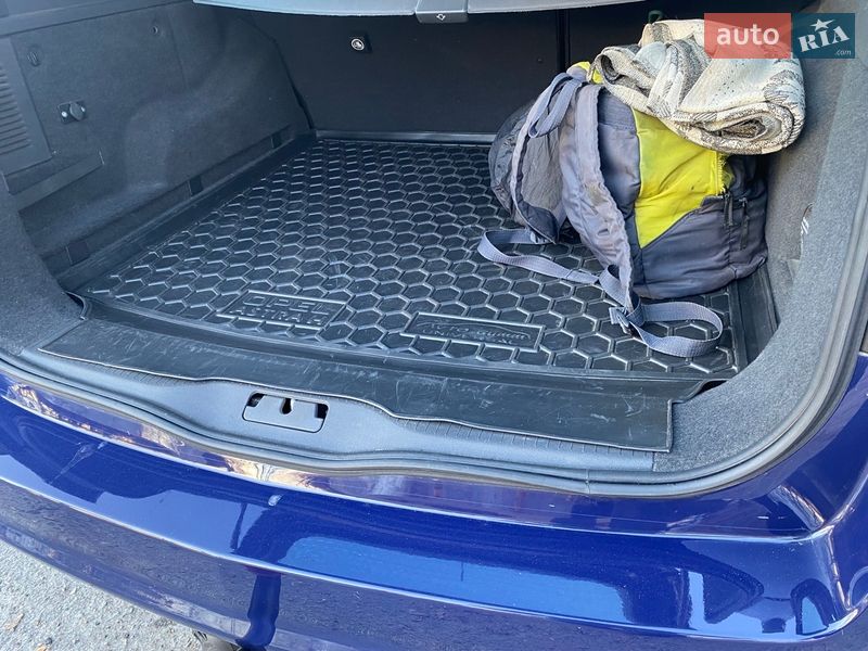 Универсал Opel Astra 2013 в Киеве фото 62 Универсал Opel Astra 2013 в Киеве