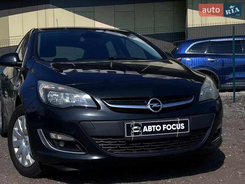 Хетчбек Opel Astra 2012 в Києві