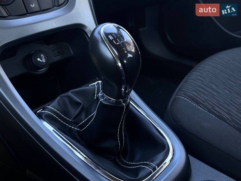 Хетчбек Opel Astra 2012 в Києві