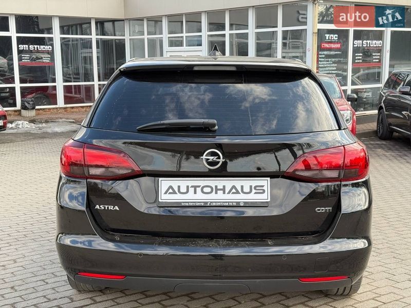 Універсал Opel Astra 2016 в Житомирі