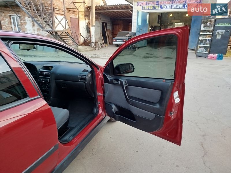 Седан Opel Astra 2007 в Лисянці