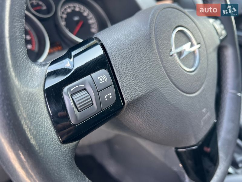 Хэтчбек Opel Astra 2009 в Дубно фото 20 Хэтчбек Opel Astra 2009 в Дубно