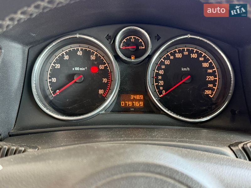 Хэтчбек Opel Astra 2012 в Одессе