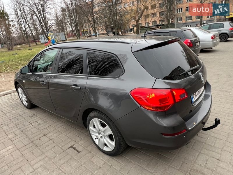 Универсал Opel Astra 2012 в Черкассах фото 8 Универсал Opel Astra 2012 в Черкассах
