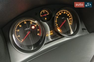 Универсал Opel Astra 2011 в Бышеве