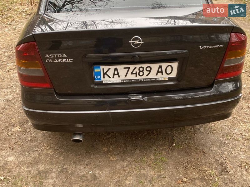 Седан Opel Astra 2008 в Киеве фото 3 Седан Opel Astra 2008 в Киеве