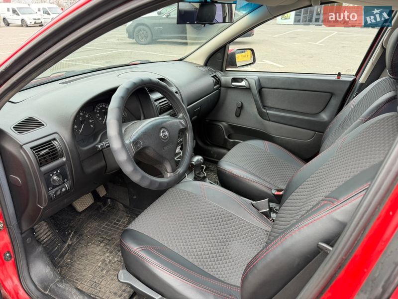 Хэтчбек Opel Astra 2002 в Киеве