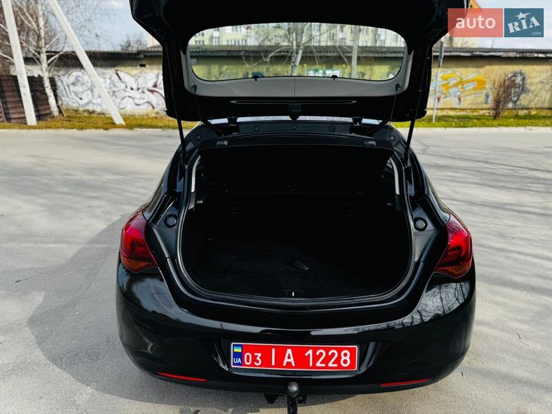 Хэтчбек Opel Astra 2010 в Здолбунове фото 23 Хэтчбек Opel Astra 2010 в Здолбунове