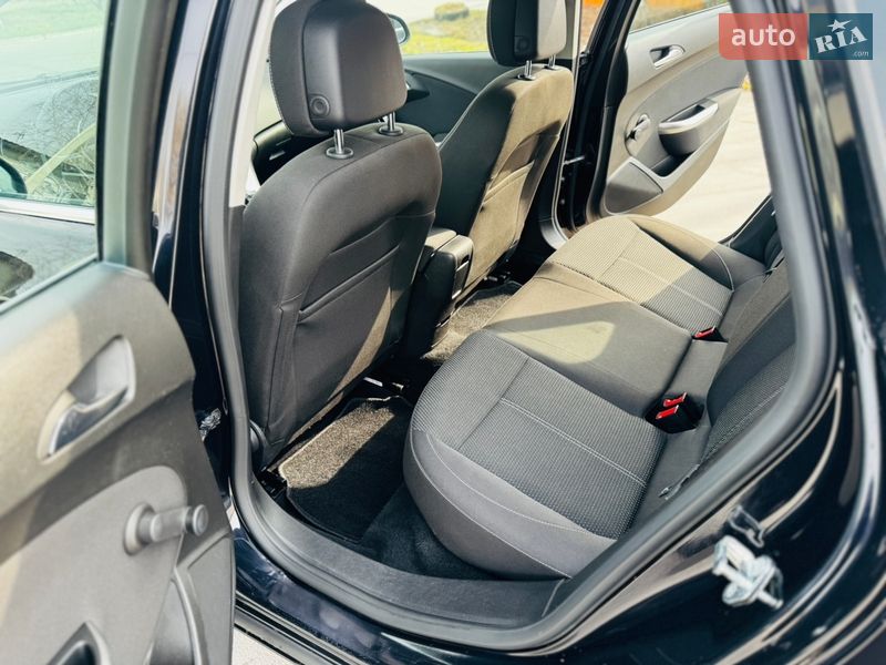 Хэтчбек Opel Astra 2010 в Здолбунове фото 30 Хэтчбек Opel Astra 2010 в Здолбунове