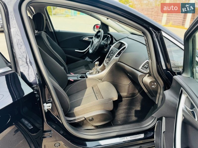 Хэтчбек Opel Astra 2010 в Здолбунове фото 35 Хэтчбек Opel Astra 2010 в Здолбунове