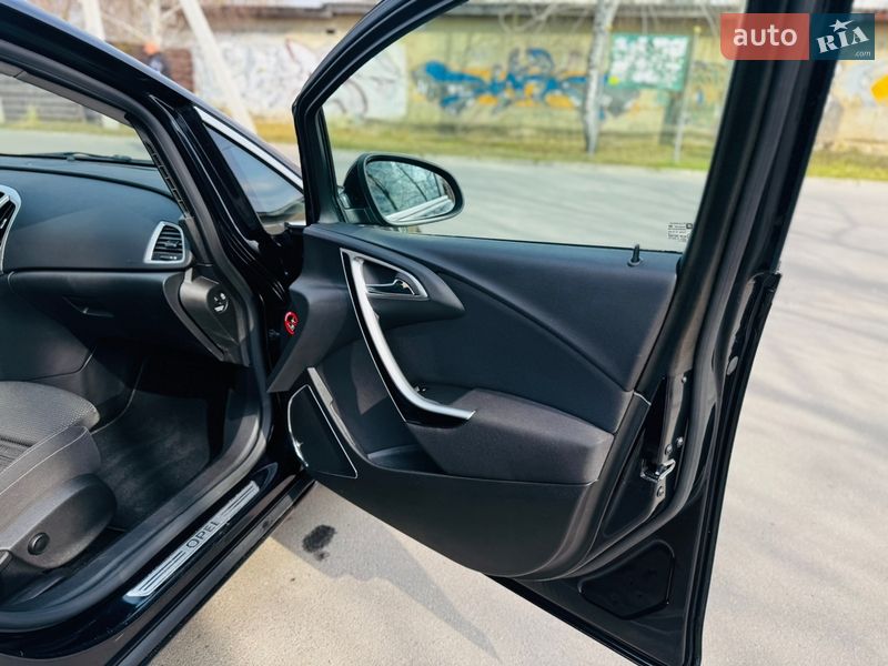 Хэтчбек Opel Astra 2010 в Здолбунове фото 40 Хэтчбек Opel Astra 2010 в Здолбунове