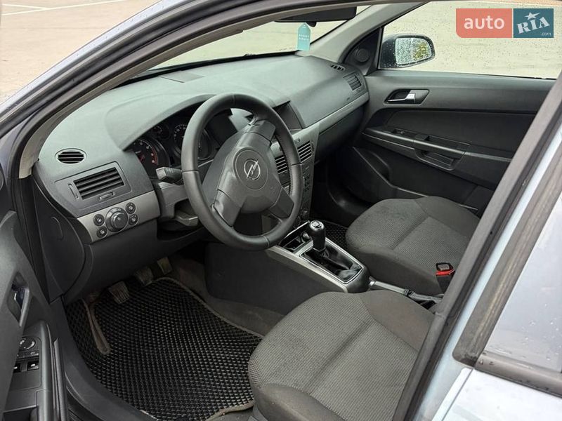 Хэтчбек Opel Astra 2004 в Виннице фото 14 Хэтчбек Opel Astra 2004 в Виннице