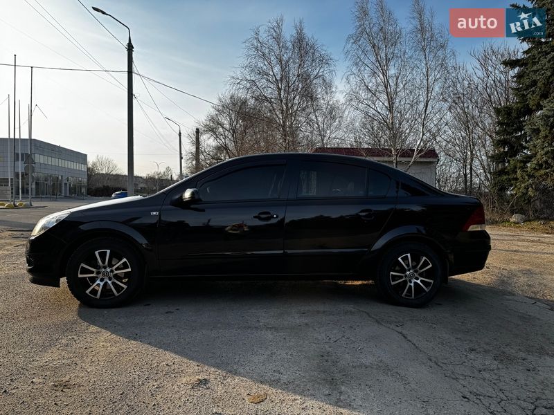 Седан Opel Astra 2007 в Днепре фото 3 Седан Opel Astra 2007 в Днепре