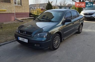 Седан Opel Astra 2004 в Ходосовке