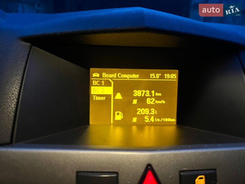 Универсал Opel Astra 2006 в Золочеве