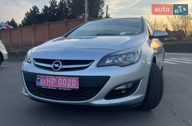 Универсал Opel Astra 2015 в Луцке