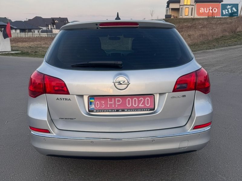 Универсал Opel Astra 2015 в Луцке фото 6 Универсал Opel Astra 2015 в Луцке