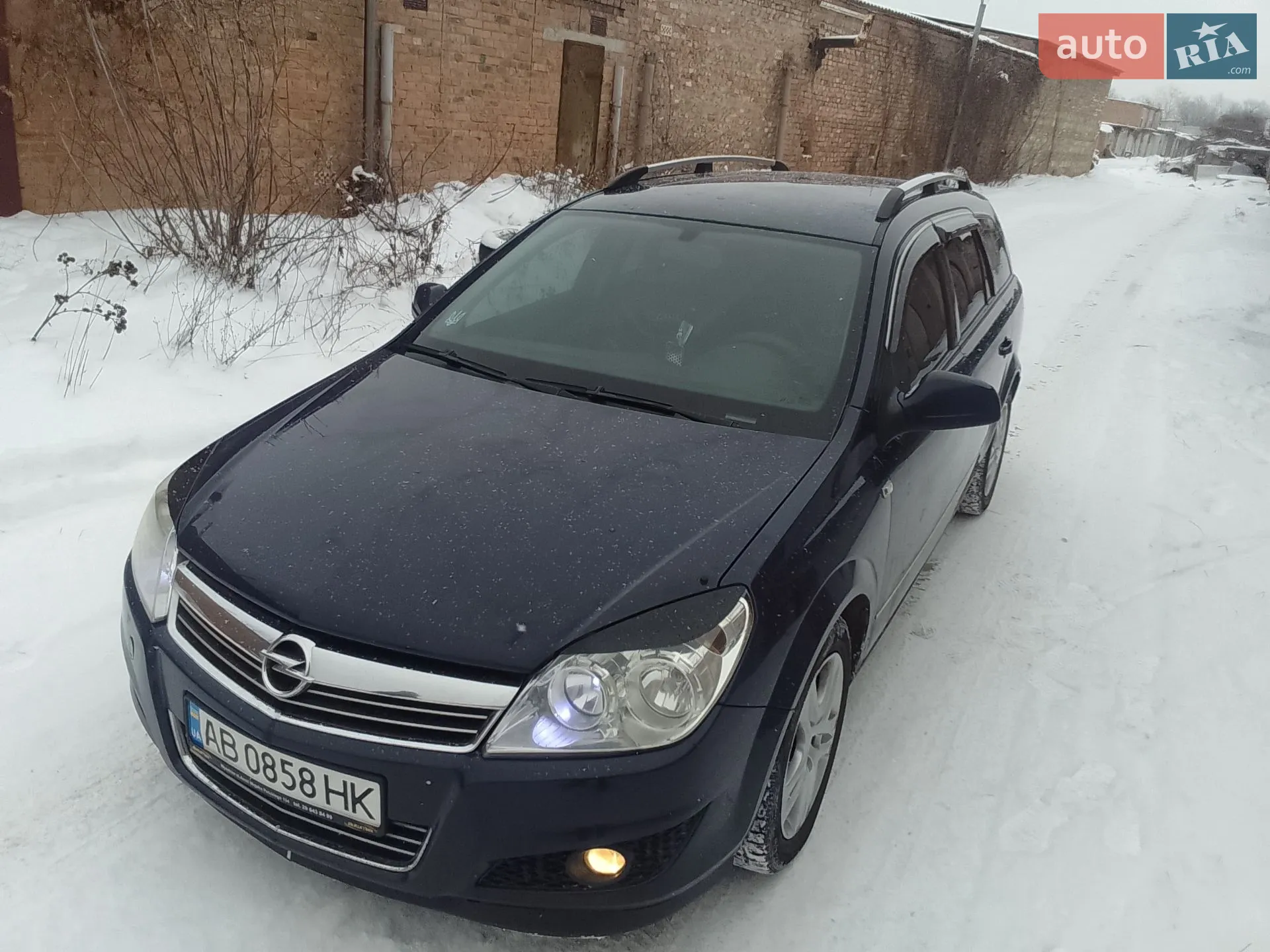 2010 Opel Astra - мініатюра 11