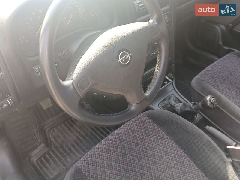 Седан Opel Astra 2002 в Черкассах фото 3 Седан Opel Astra 2002 в Черкассах