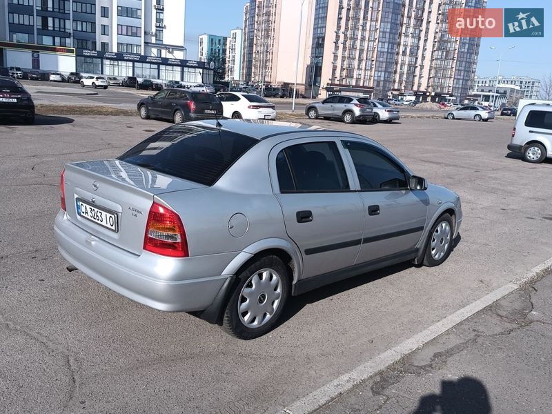 Седан Opel Astra 2002 в Черкассах фото 7 Седан Opel Astra 2002 в Черкассах