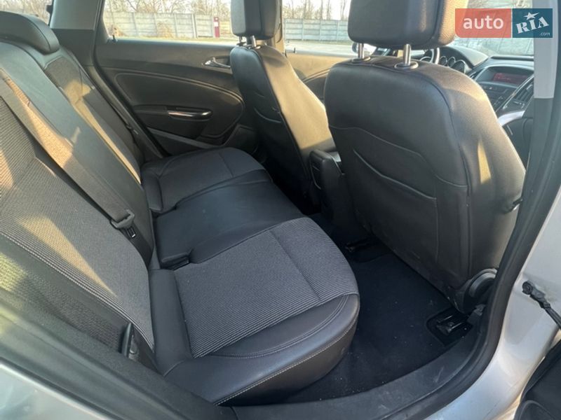 Універсал Opel Astra 2010 в Броварах фото 7 Універсал Opel Astra 2010 в Броварах