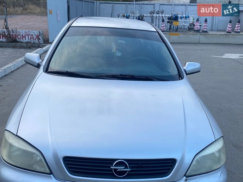 Хэтчбек Opel Astra 2002 в Киеве