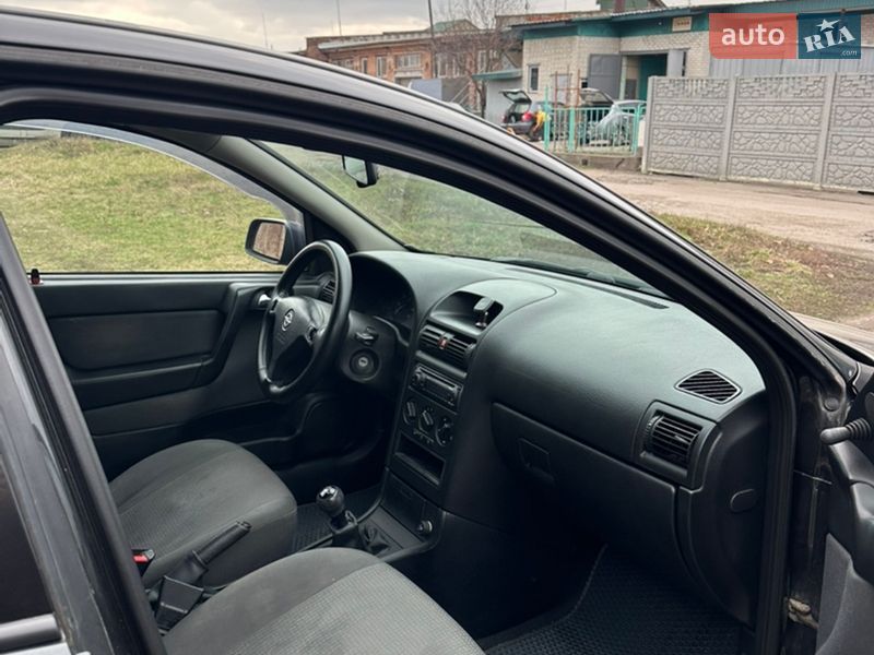 Седан Opel Astra 2007 в Чернигове