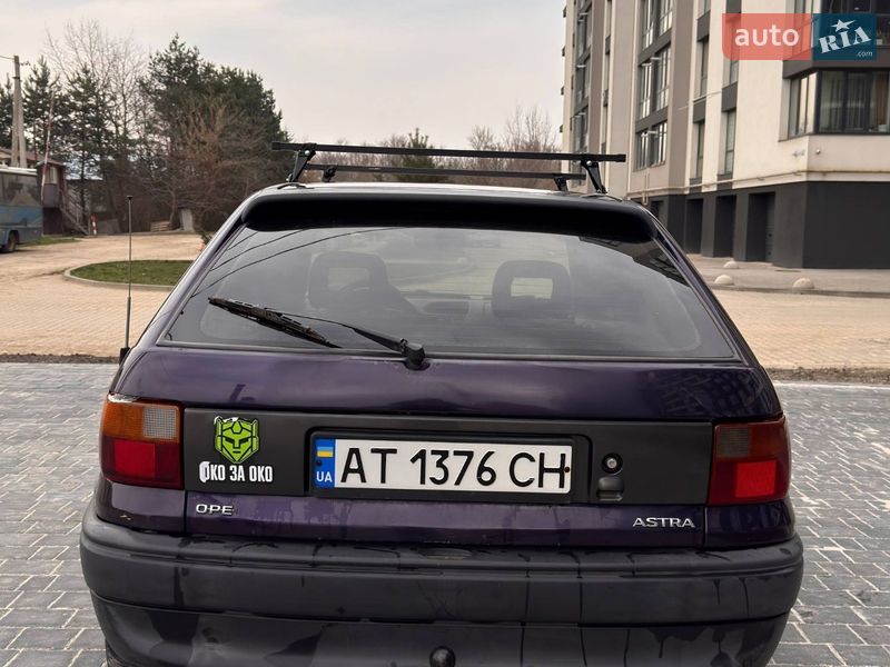 Хетчбек Opel Astra 1995 в Івано-Франківську