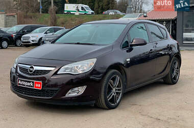 Хэтчбек Opel Astra 2012 в Виннице