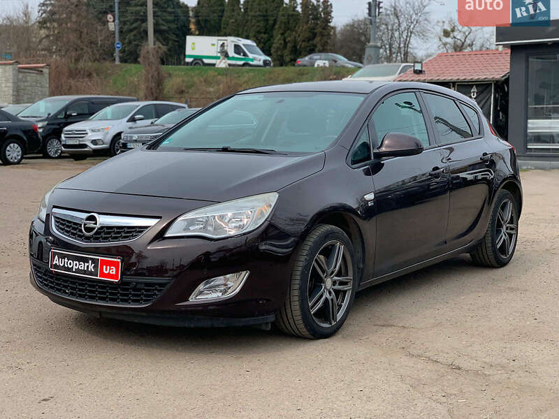 Opel Astra 2012 Opel Astra 2012