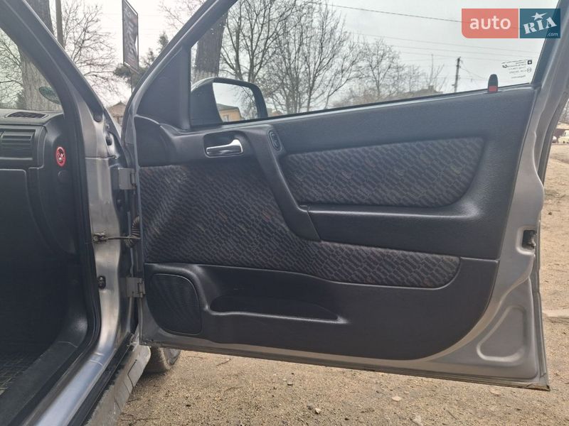 Універсал Opel Astra 2001 в Піщанці