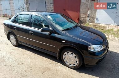 Седан Opel Astra 2007 в Никополе