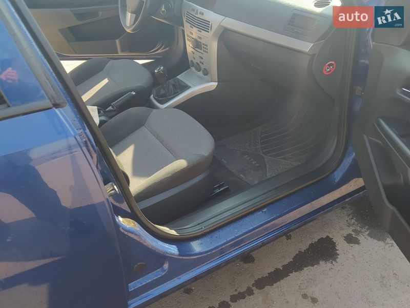 Универсал Opel Astra 2009 в Кривом Роге