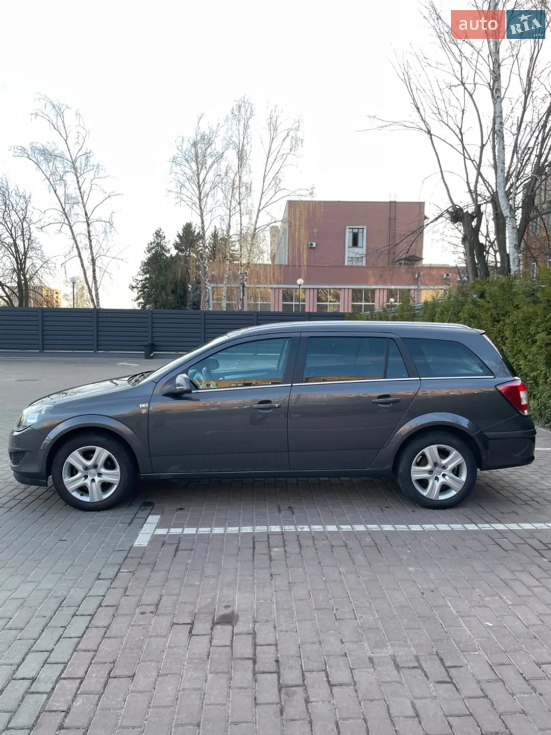 2010 Opel Astra - мініатюра 4