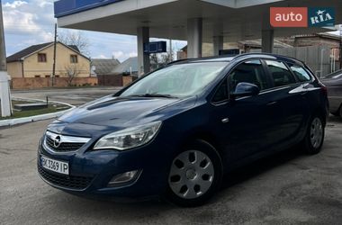 Универсал Opel Astra 2011 в Сумах
