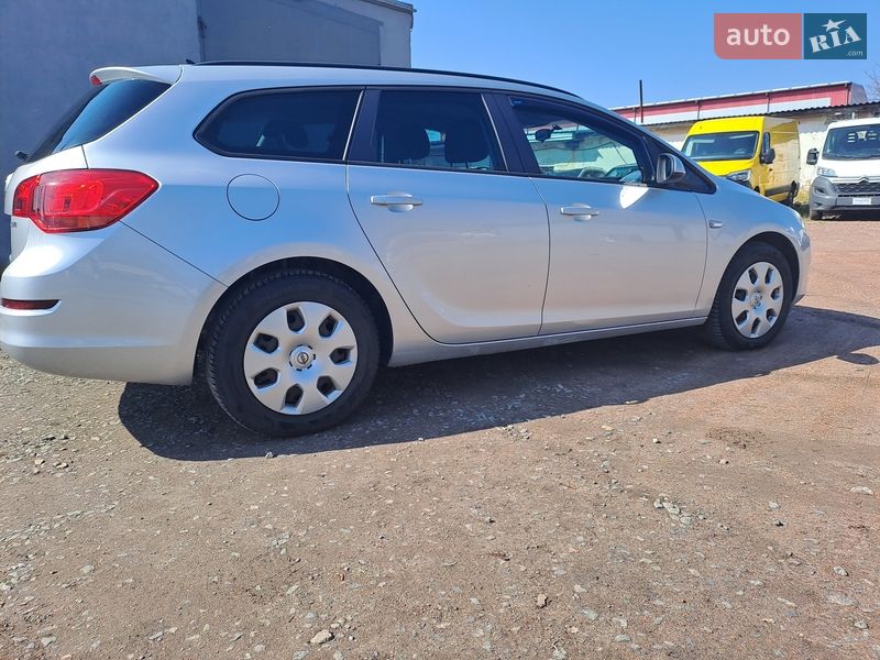 Універсал Opel Astra 2011 в Нововолинську фото 3 Універсал Opel Astra 2011 в Нововолинську