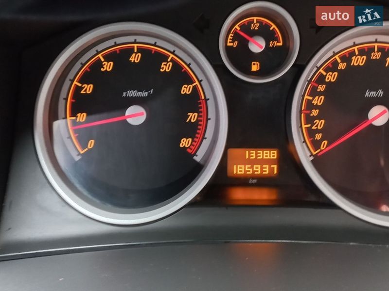 Універсал Opel Astra 2006 в Могилів-Подільському