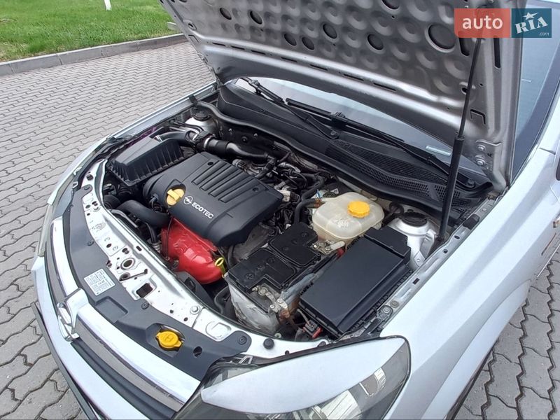 Універсал Opel Astra 2006 в Могилів-Подільському