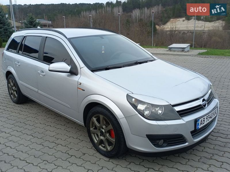 Універсал Opel Astra 2006 в Могилів-Подільському