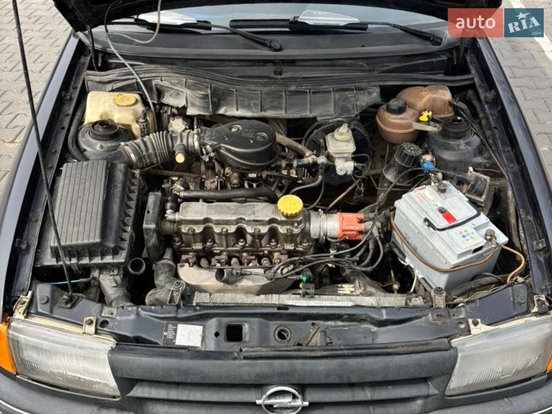 Седан Opel Astra 1994 в Вінниці