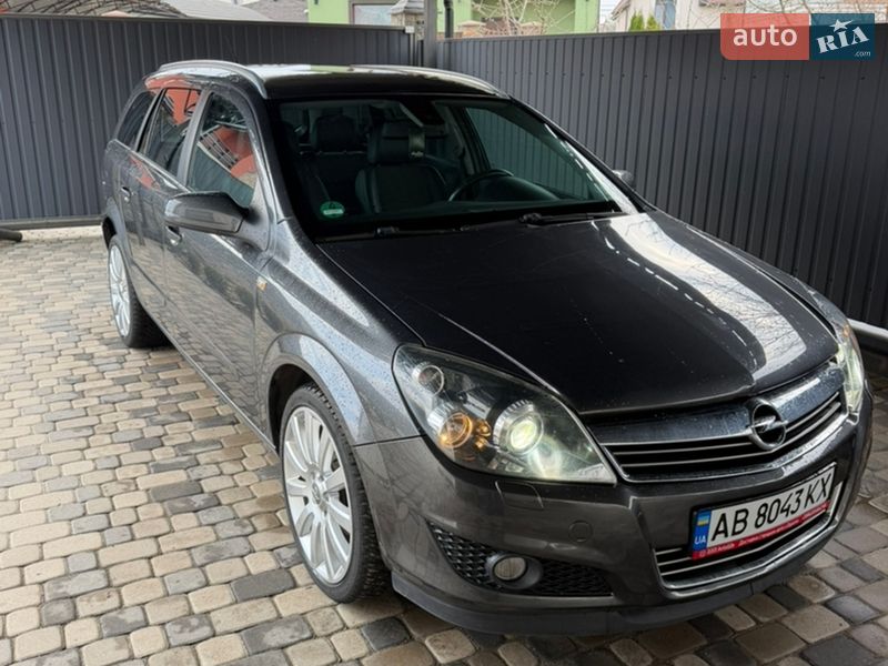 Універсал Opel Astra 2009 в Вінниці